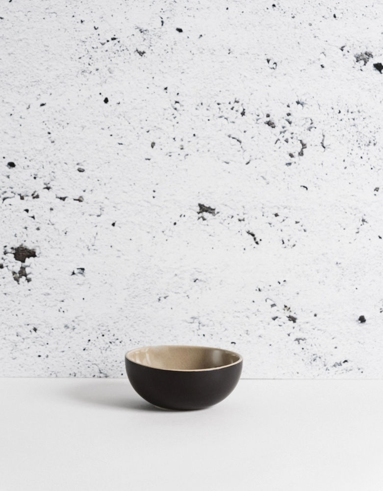 Handmade Cereal Bowl - Matte Black.Linen
